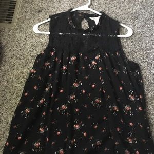 Beautiful short-sleeved top